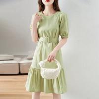德玛纳豆绿色连衣裙女夏季新款法式气质长裙收腰显瘦高级感