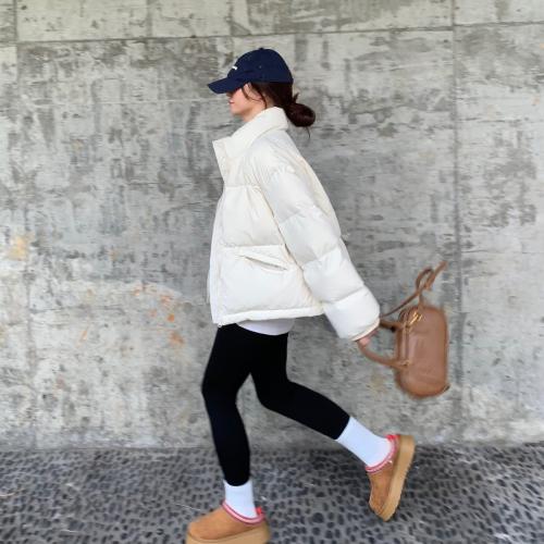 2024冬季女立领净色短款羽绒服简约韩版休闲温柔百搭时髦