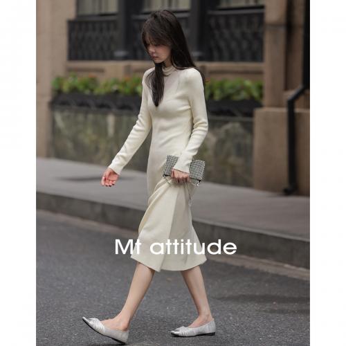 【软糯白月光】冬季款温柔休闲时尚高领气质显瘦长袖针织衫连衣裙