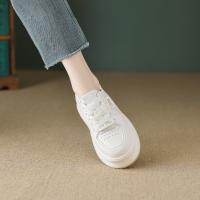 2024夏季时尚潮流简约字母印花舒适两穿厚底小白鞋女休闲鞋