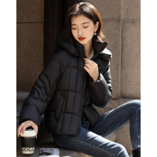 【至轻至暖】冬季不压身90鸭绒连帽双层工艺设计感滚边女羽绒服