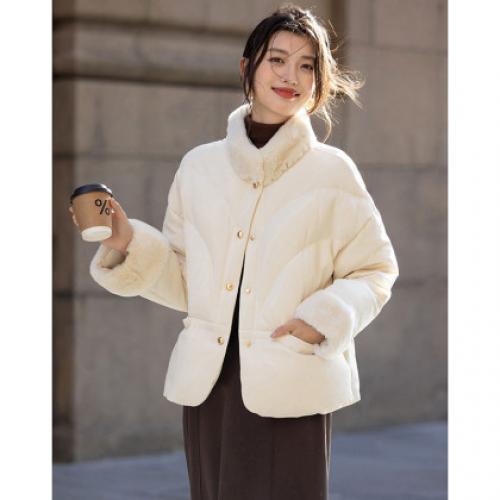 【温柔抗寒】冬季轻量美学90鸭绒獭兔毛立领双排扣女式羽绒服