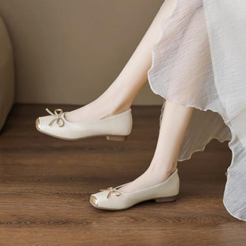 2024夏季甜美蝴蝶结拼色小方头舒软百搭日常通勤女单鞋