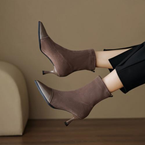 2024秋冬美拉德色系新款简约百搭韩版拼接绒面细跟尖头弹力靴女靴