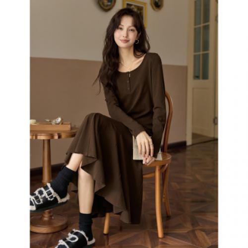 【半岛黄昏】春秋百搭针织显瘦高级感鱼尾裙优雅气质打底连衣裙女