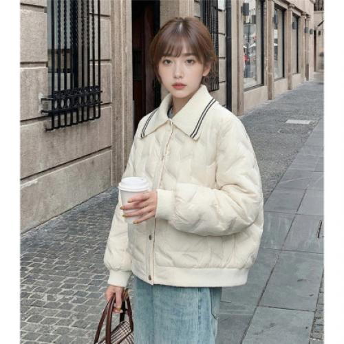 唐狮2026秋冬款女翻领异材质拼接小香风短款羽绒服高级感减龄