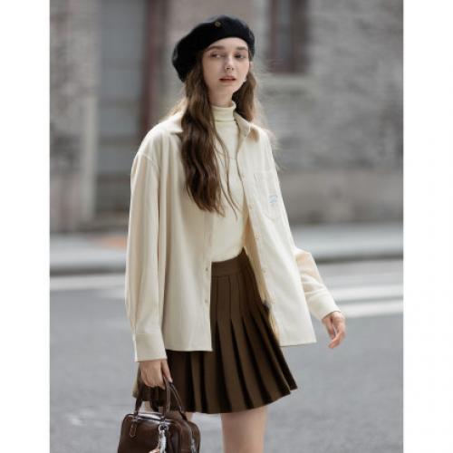 唐狮2026秋季长袖衬衫蝴蝶结元素松弛感女甜美小标设计长袖衬衫