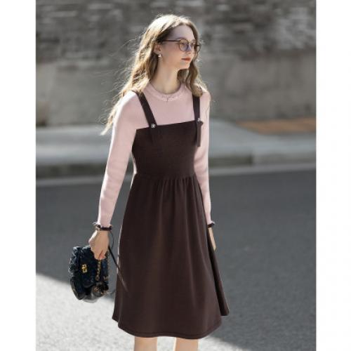 唐狮2026秋冬俩件长袖连衣裙圆领法式女士气质淑女风百搭假