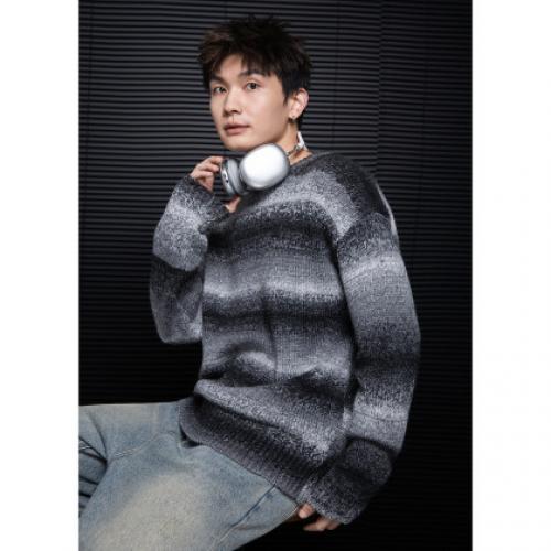 唐狮2025秋冬季毛衣男圆领套头渐变粗纹肌理毛织毛线衫百搭