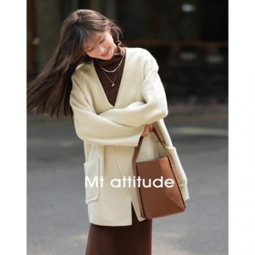 【纯色栀子花】秋季款百搭大V领极简风休闲大口袋双面呢羊毛大衣