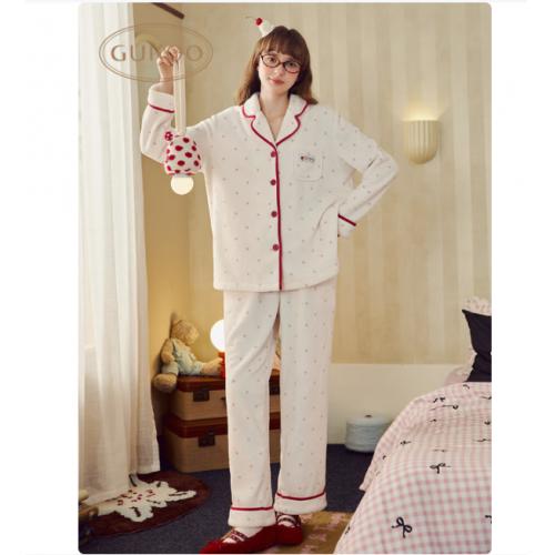 果壳（Gukoo）睡衣女冬季原创轰轰小狗毛绒保暖卡通翻领女家居服套装 雅士白