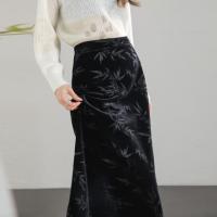 【优雅舒适圈】秋简约风后橡筋腰典雅丝绒压花A字藏肉半身裙女