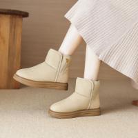 潮流简约日常通勤纯色百搭三角玫瑰雪地靴女靴