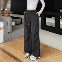 唐狮女宽松休闲净色褶皱尼龙长裤