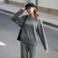 唐狮2026秋冬新款女针织圆领两件套毛衣长裤休闲套装净色时尚翻领